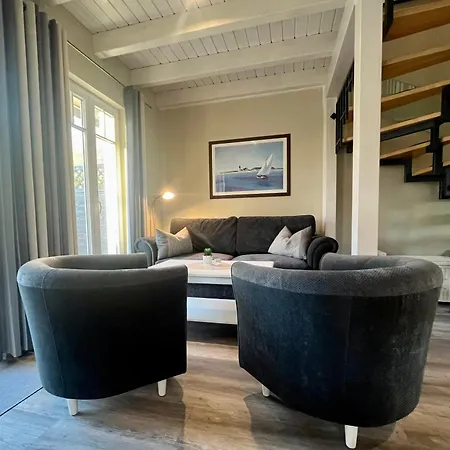 Seepferdchen, 12a, Haus Zingst 12a بيت للعطل *
