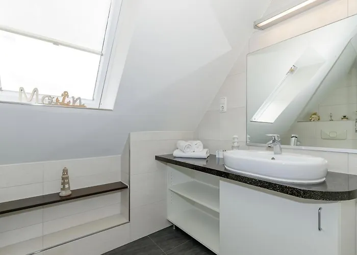 Seepferdchen, 12a, Haus Zingst 12a بيت للعطل أوستسيباد نينهاجن